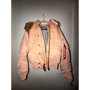 Alpha industries inc women’s light pink bomber jacket size XSmall